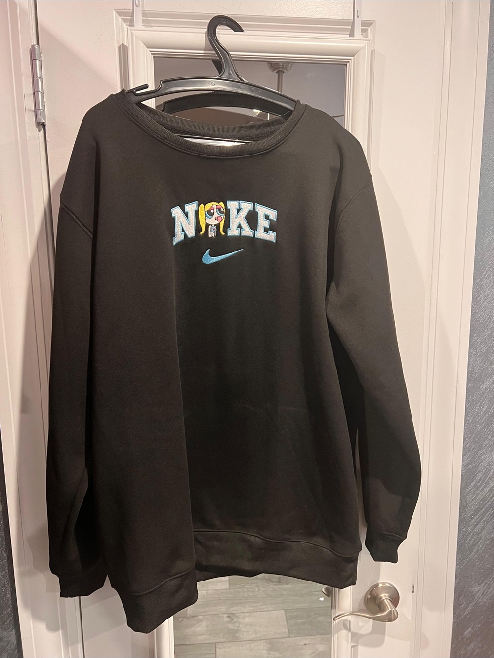 Black Nike Embroidered Sweatshirt